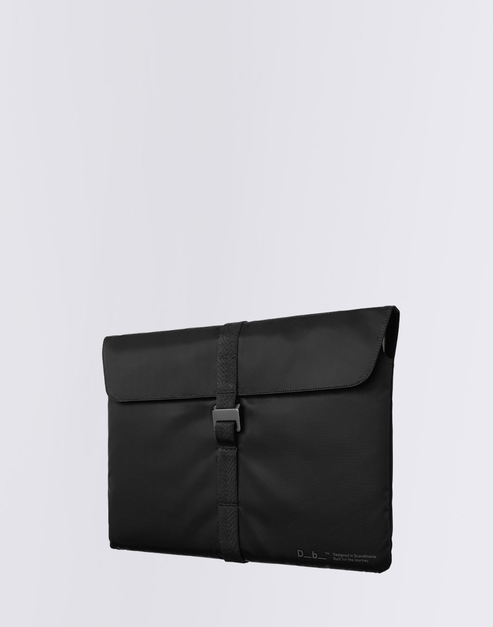 Essential Laptop Sleeve 16